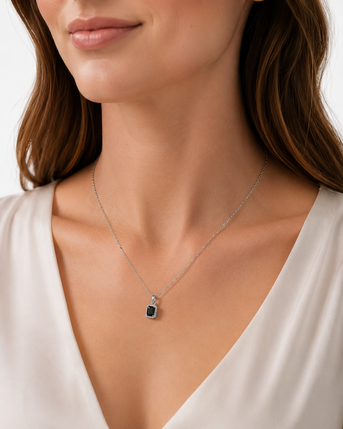 CRYSTAL ONE BLACK — Collana Argento in Acciaio Inossidabile con Pietra Scura e Zirconi Luminosi