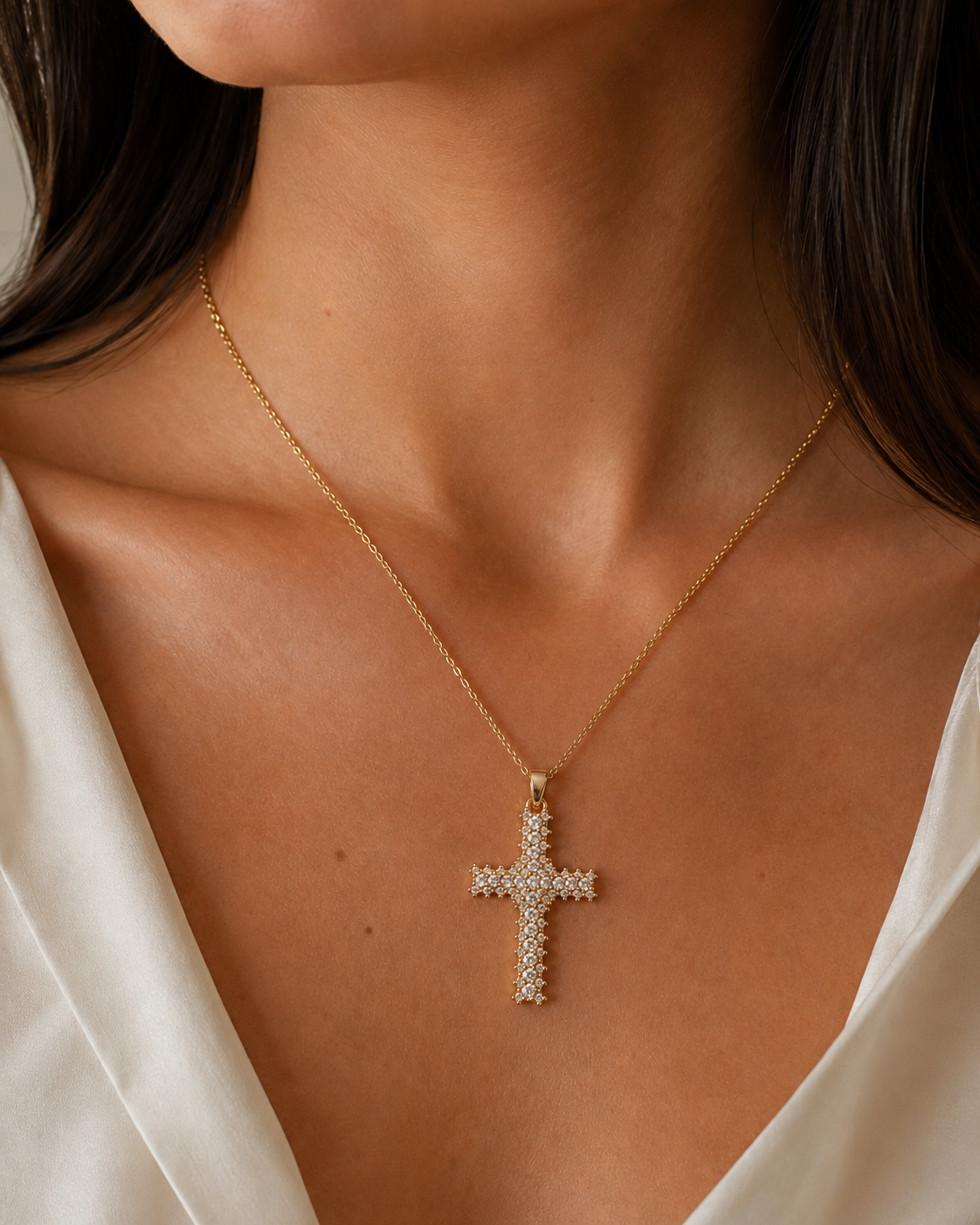 LUCI GOLD - Collana Con Pendente Color Oro e Zirconi Luminosi