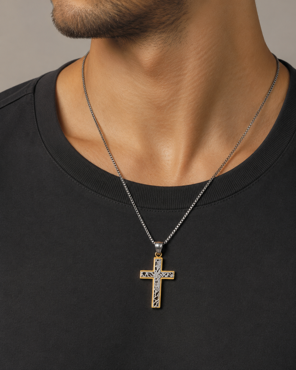 CROCE SILVER/GOLD - Croce traforata bicolore in acciaio 316L