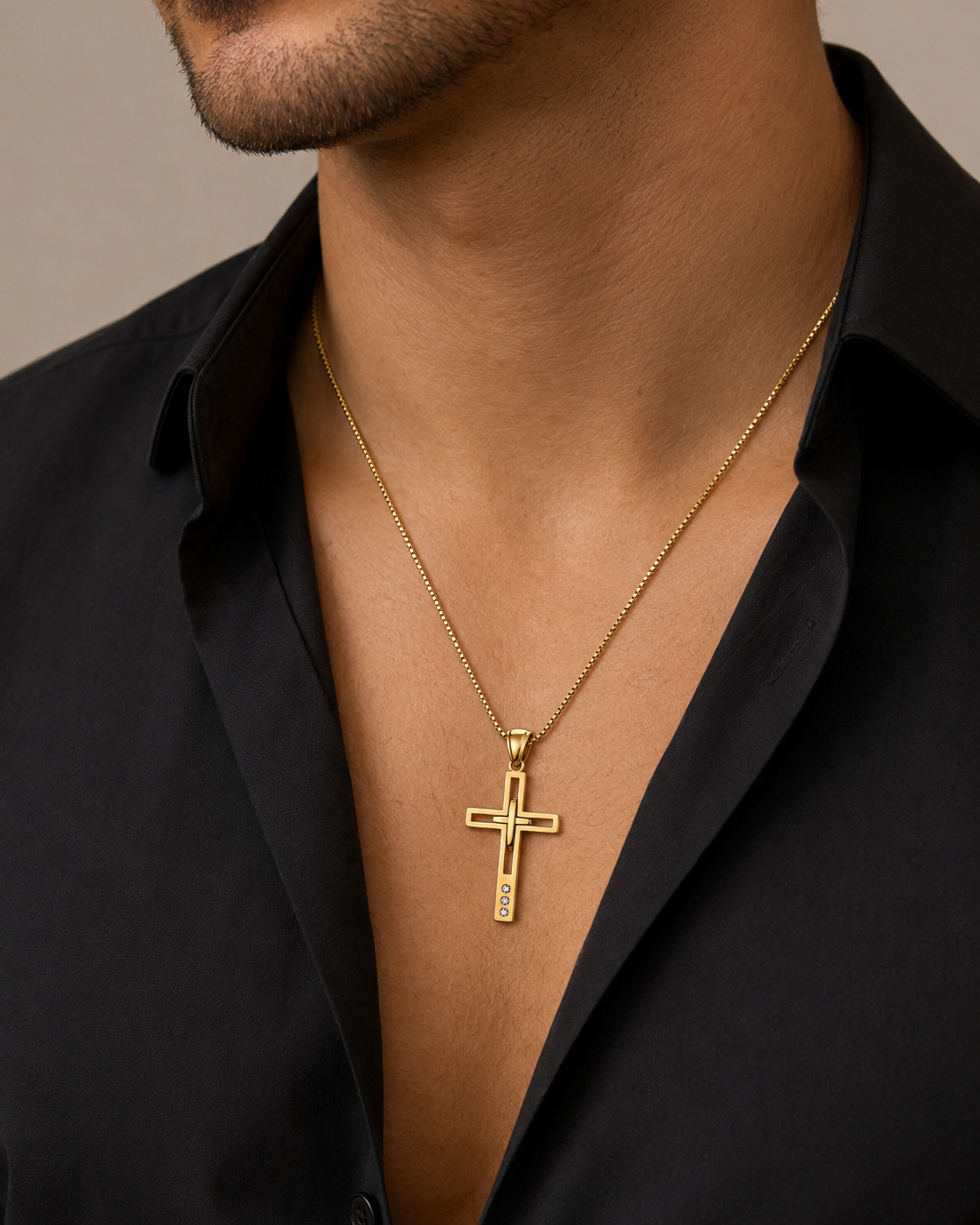 GOLD FINE ELEGANCE - Croce Dorata Minimal con Zirconi